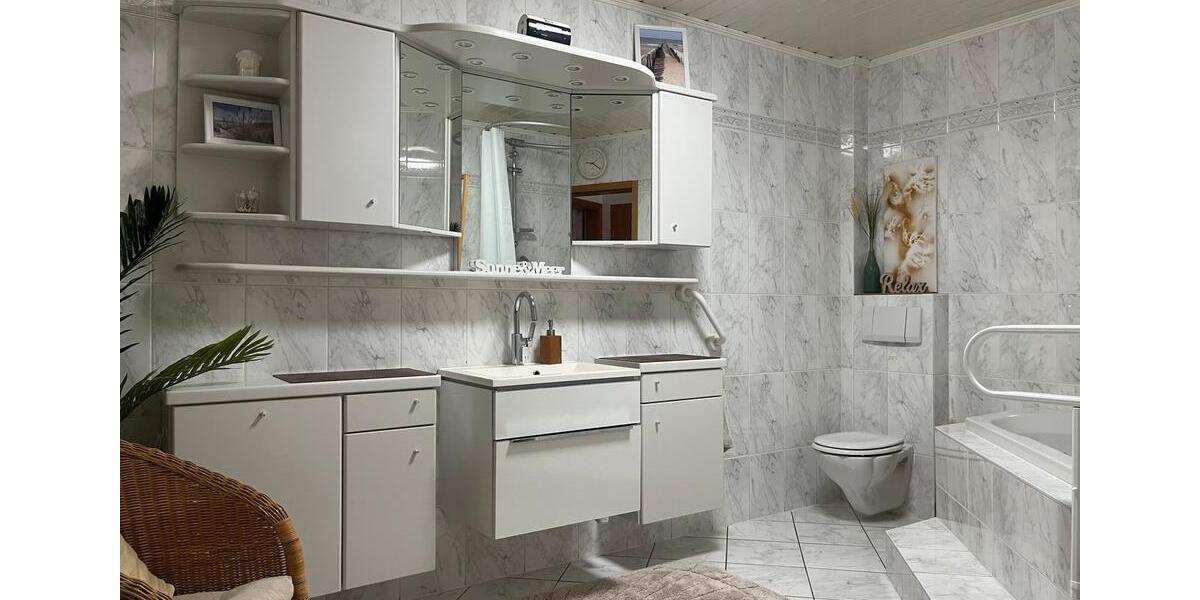Doppelhaushälfte Gladbeck - 2.5 Zimmer, 90 m&sup2;, 1.388&euro; | Angebot:27614947
