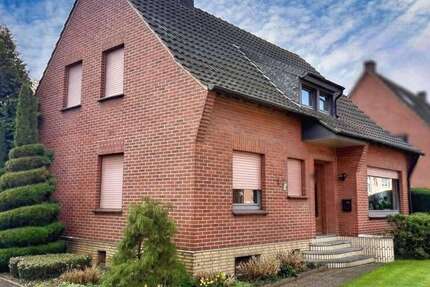Haus Rheinberg - 4 Zimmer, 118 m&sup2;, 319.000&euro; | Angebot:26857116