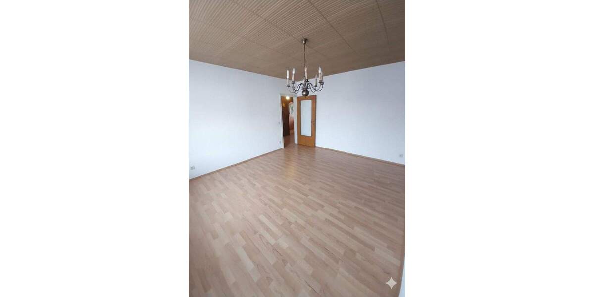 Heidestr. 5 1.OG rechts Whg4 4 zimmer