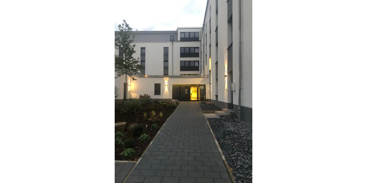 Lichtdurchflutetes 1-Zimmer-Apartment mit großer Terrasse 1 zimmer