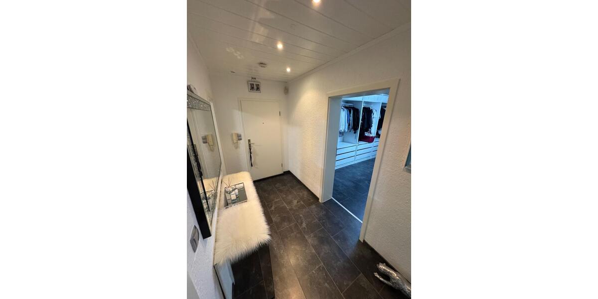 3 Zimmer Wohnung 1.OG 3 zimmer