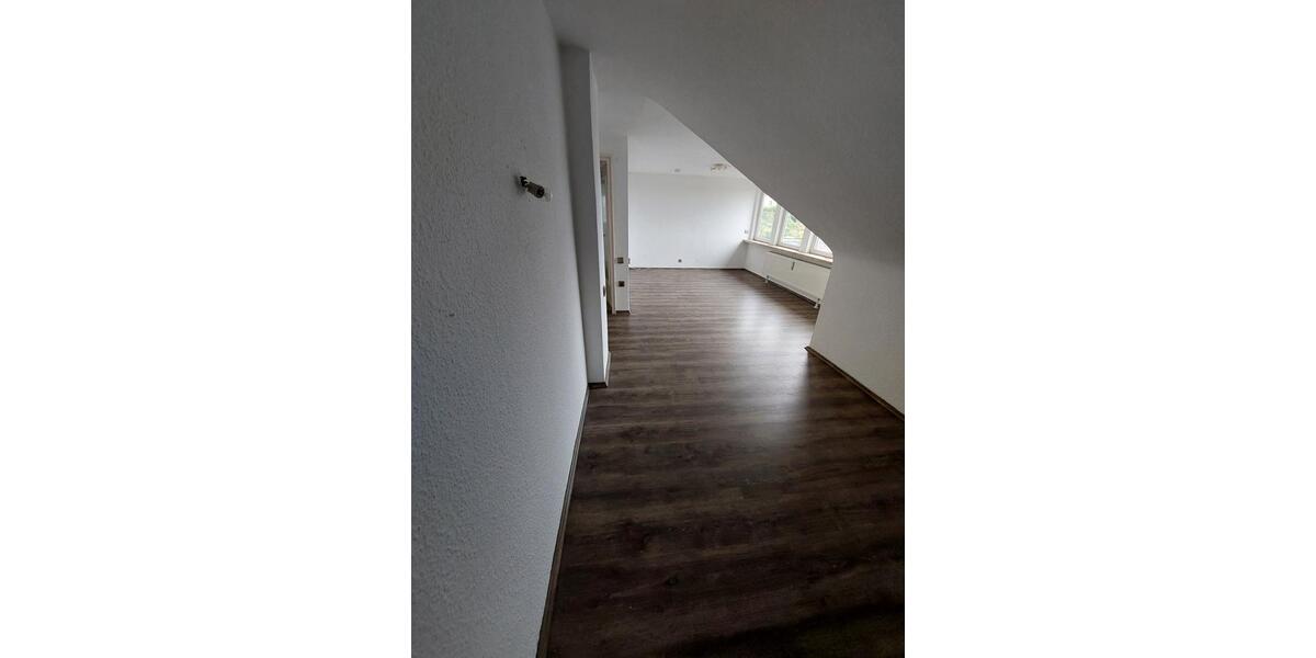 Dachgeschoßwohnung Velbert - 2 Zimmer, 50 m&sup2;, 490&euro; | Angebot:27592869