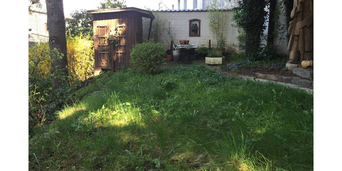 Einfamilienhaus Essen Bergerhausen - 8 Zimmer, 180 m&sup2;, 345.000&euro; | Angebot:26583846
