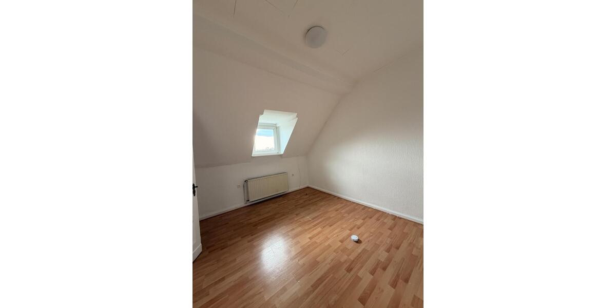 Dachgeschoßwohnung Recklinghausen König Ludwig - 4 Zimmer, 93 m&sup2;, 760&euro; | Angebot:26270304