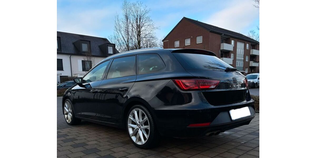 Seat Leon 134.000 km 14.990 &euro; Dinslaken 46535