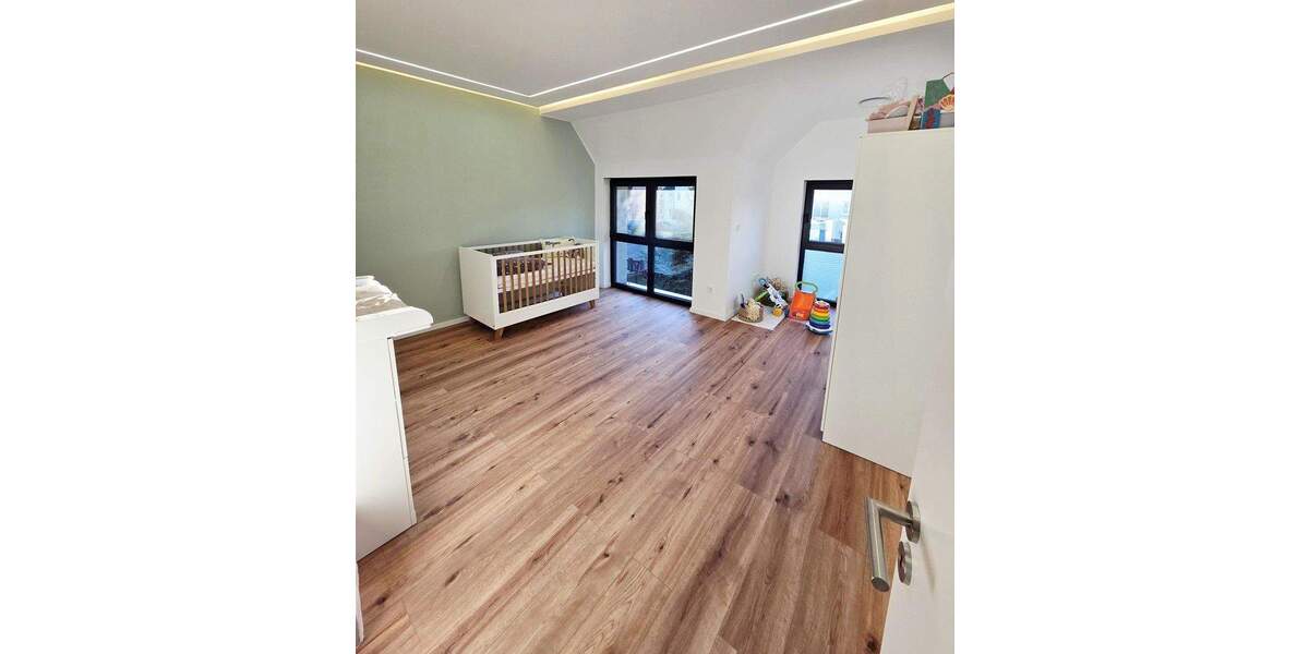 Exklusives Einfamilienhaus in Spielstraße - komplett kernsaniert und hochwertig ausgestattet 5 zimmer