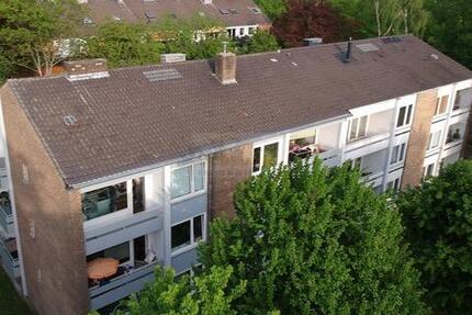 Kernsaniertes Appartement mit Balkon, Möblierung möglich, auch für Studenten geeignet