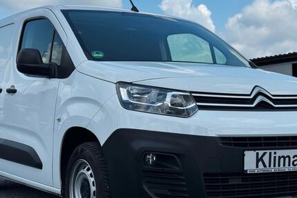 Citroen Berlingo 123.705 km 9.700 &euro; Duisburg 47178