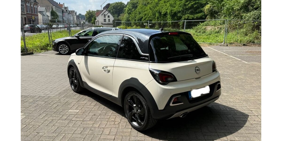 Opel Adam 95.000 km 8.550 &euro; Recklinghausen 45657