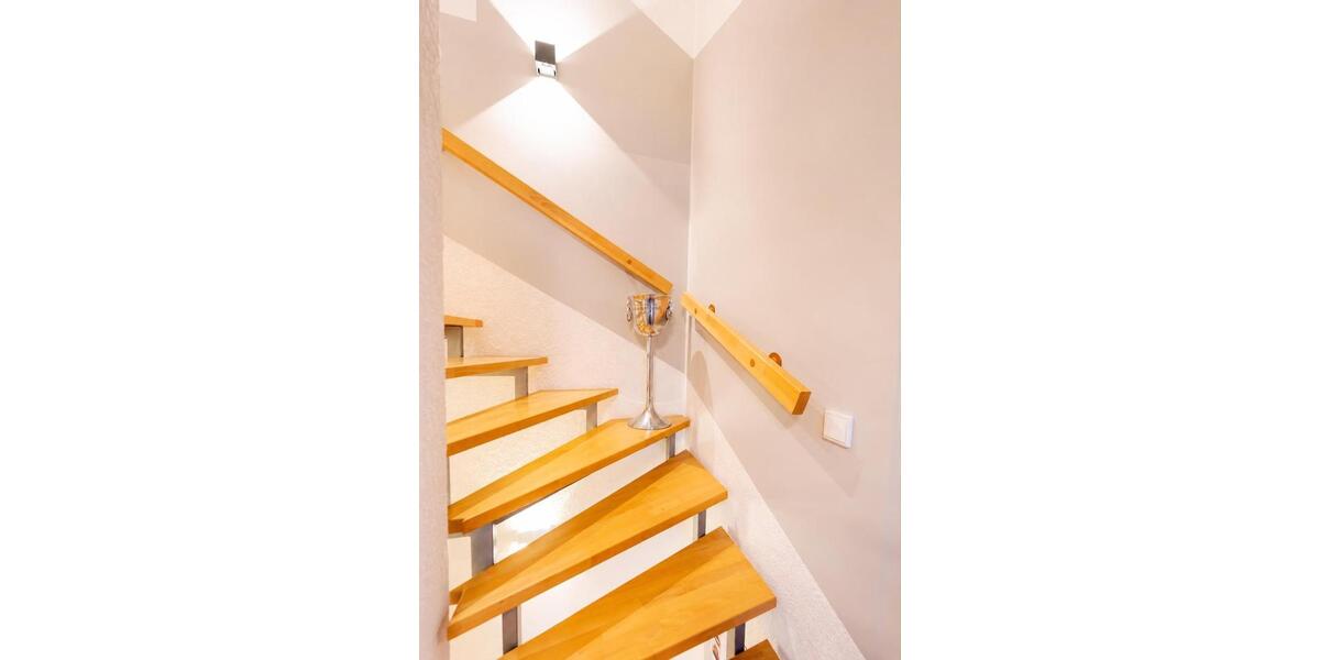 Reihenhaus Duisburg Hamborn - 3.5 Zimmer, 128 m&sup2;, 435.000&euro; | Angebot:27618009
