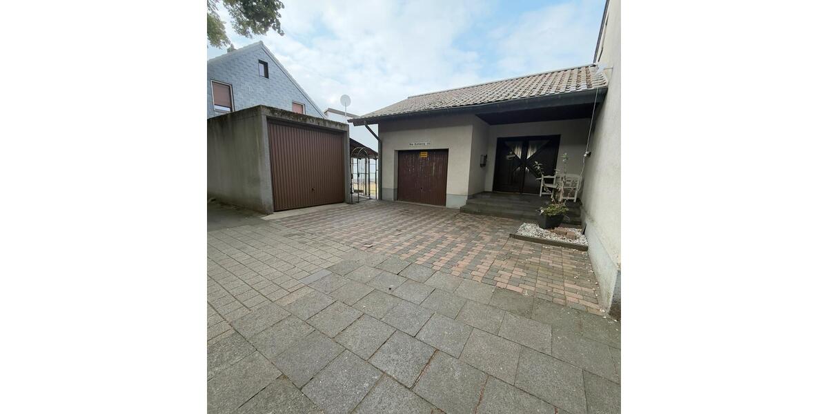 Doppelhaushälfte Duisburg Angerhausen - 5 Zimmer, 180 m&sup2;, 550.000&euro; | Angebot:27097088