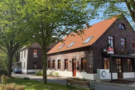 Wohnung Hünxe-Krudenburg Krudenburg - 5 Zimmer, 140 m&sup2;, 1.682&euro; | Angebot:22242178