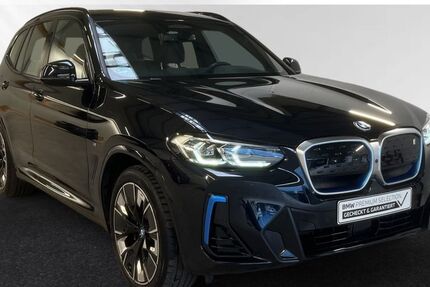 BMW iX3 32.394 km 44.500 &euro; Wesel 46485