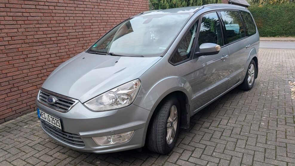 Ford Galaxy 90.000 km 13.950 € Hamminkeln 46499