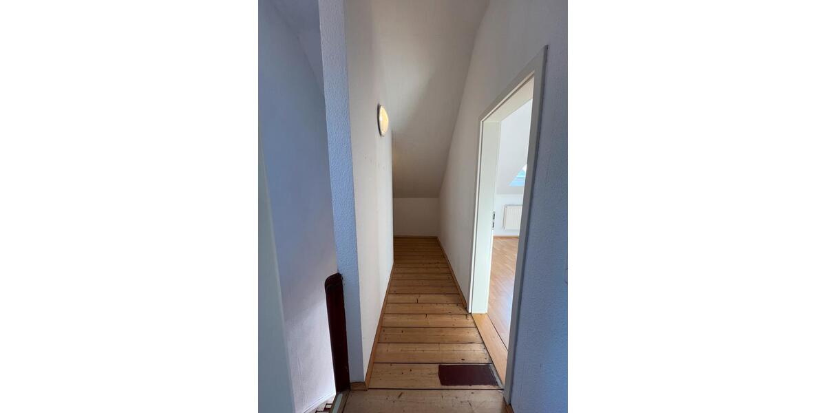 Reihenhaus Essen Stadtbezirk V - 3 Zimmer, 68 m&sup2;, 1.200&euro; | Angebot:26037343