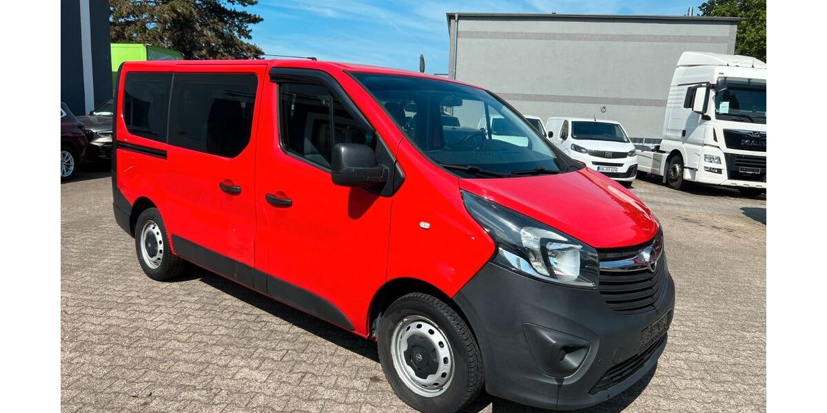 Opel Vivaro 155.084 km 8.550 &euro; Oberhausen 46149