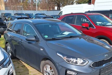 Kia ceed Sportswagon 64.000 km 15.480 &euro; Oberhausen 46045