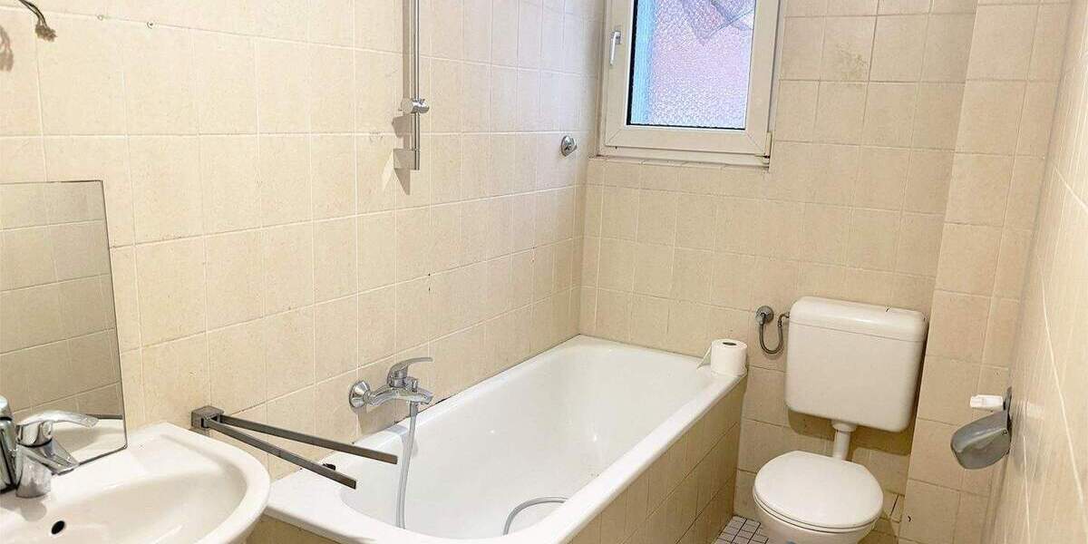 Attraktive 3,5 Zimmer Erdgeschosswohnung 3 zimmer