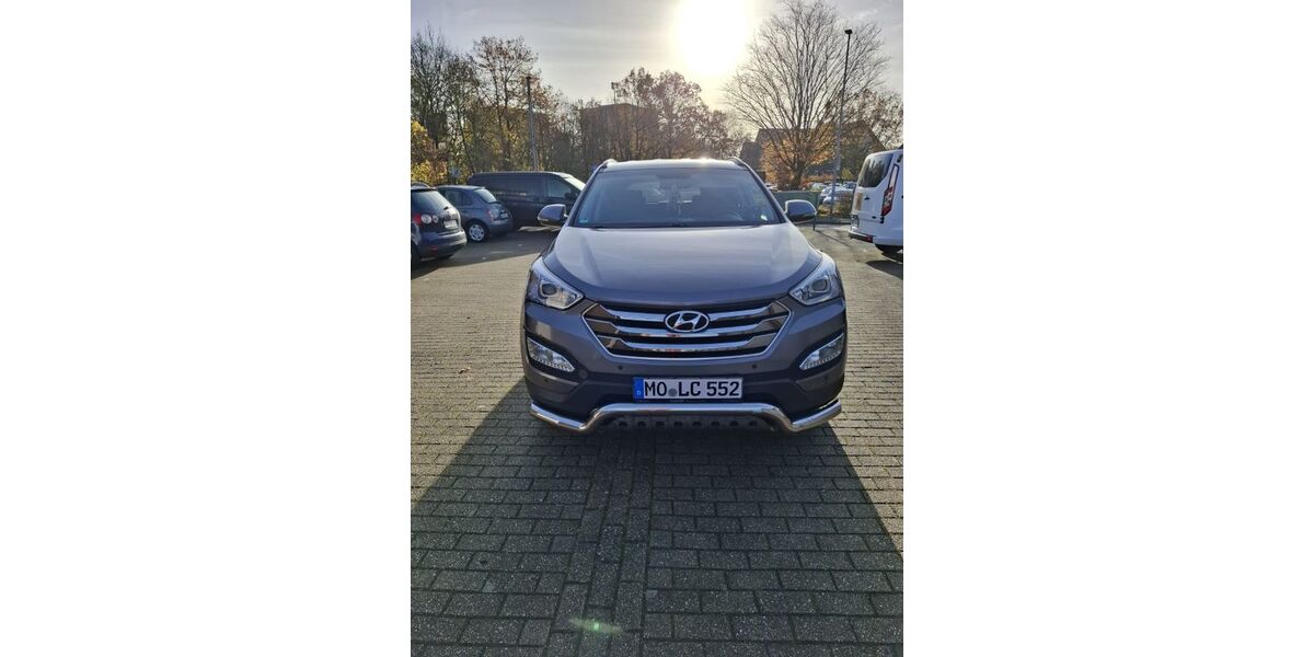 Hyundai SANTA FE 142.000 km 18.000 € Moers 47443