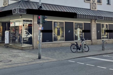 Repräsentative Gewerbefläche mit großer Fensterfront & hochwertiger Ausstattung zimmer