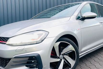 VW Golf 135.000 km 15.900 &euro; Bottrop 46242