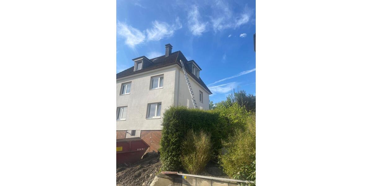 Dachgeschosswohnung *** Erstbezug nach vollständiger Sanierung ** 3 zimmer