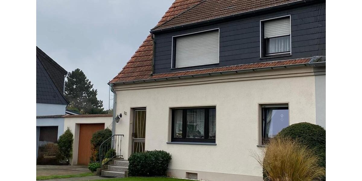 Doppelhaushälfte Rheinberg - 6 Zimmer, 116 m&sup2;, 220.000&euro; | Angebot:26196104