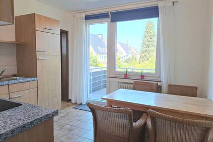 Ideal für Berufspendler! Kleines, teilmöbliertes Single-Appartement mit Balkon in Marl-Hamm!