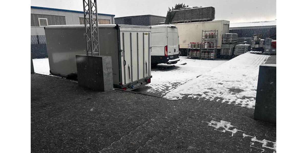 Vermietung Lagerhalle Büro 250 - ca. 1000qm auch Teilbar zimmer