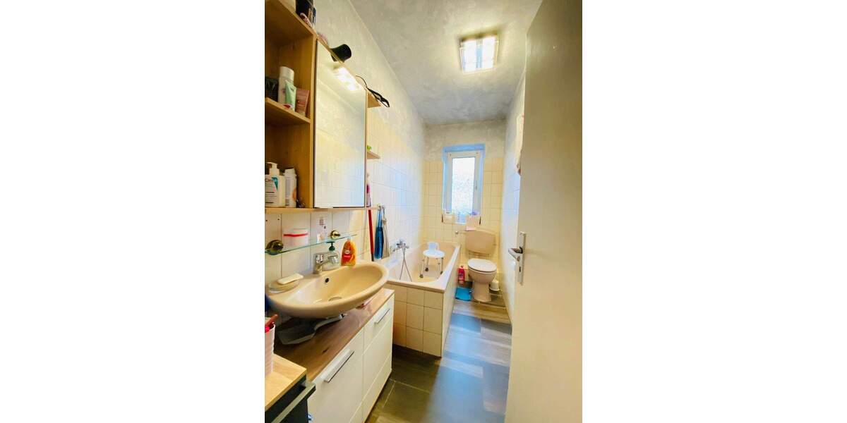 **RESERVIERT** Attraktive Eigentumswohnung in BOT Stadtmitte 2 zimmer