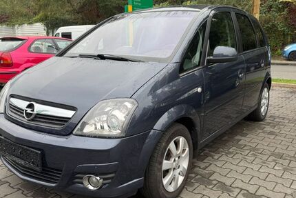 Opel Meriva 127.500 km 2.890 &euro; Bottrop 46238