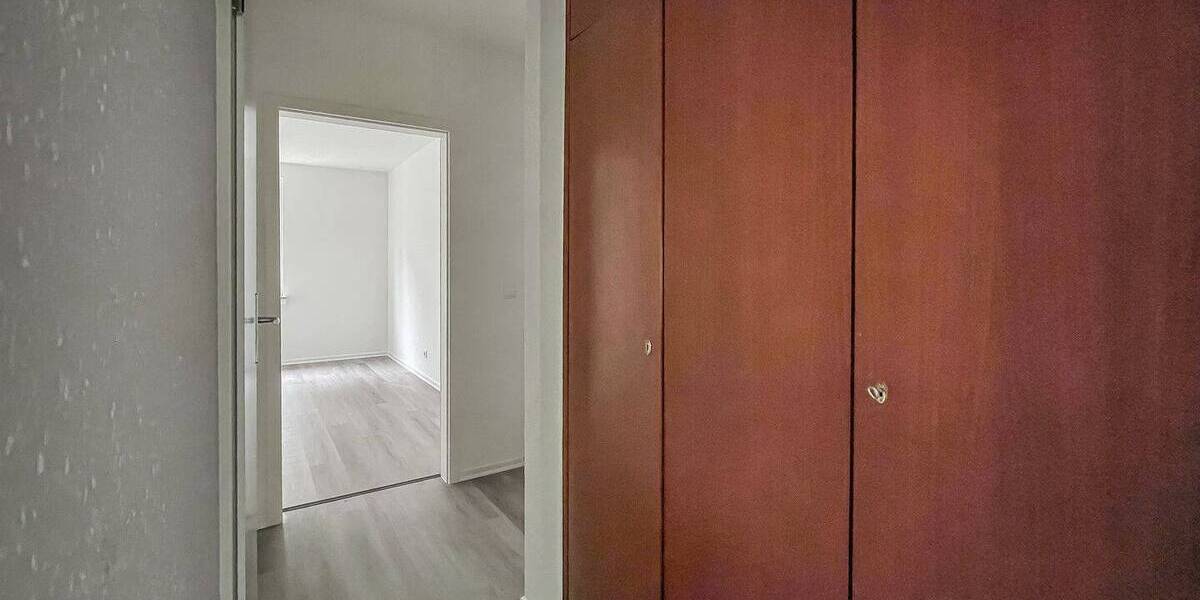 Etagenwohnung Bochum Langendreer - 4 Zimmer, 98 m&sup2;, 1.000&euro; | Angebot:26486176
