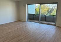 Geschmackvolle, modernisierte 3-Raum-DG-Wohnung