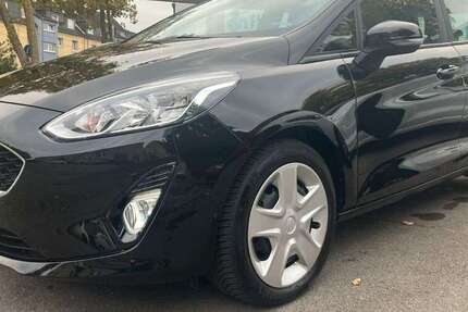 Ford Fiesta 22.100 km 11.999 € Essen 45359