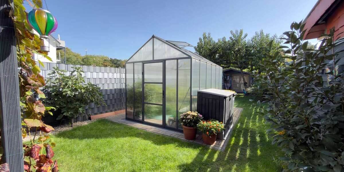 Rheinendhaus - Sanierte Perle mit Sauna, Klima und großem Garten - Reihenendhaus Duisburg Hamborn | Angebot:27360439