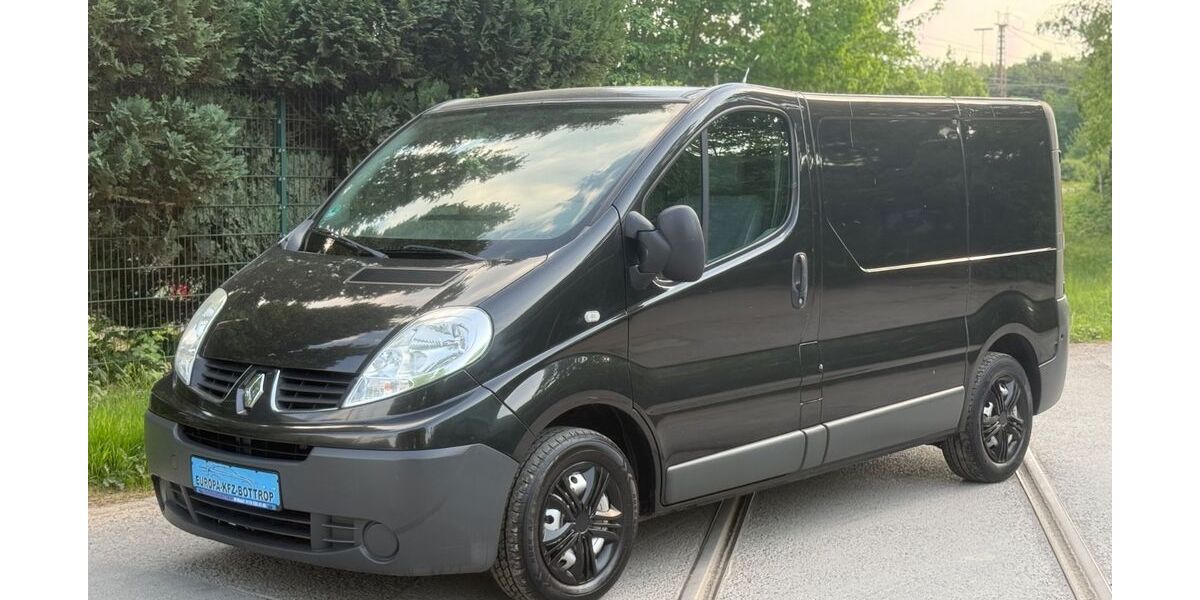 Renault Trafic 240.000 km 4.499 € Bottrop 46238