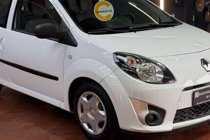 Renault Twingo 121.365 km 2.690 &euro; Oberhausen 46149
