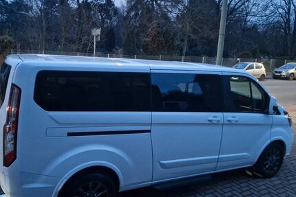Ford Tourneo Custom 83.500 km 29.990 &euro; Duisburg 47179