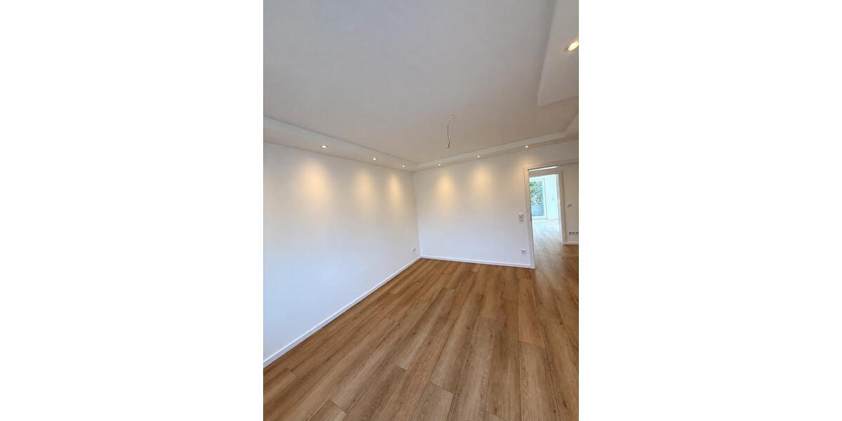 Etagenwohnung Moers Rheinkamp - 3 Zimmer, 79 m&sup2;, 1.550&euro; | Angebot:27619547