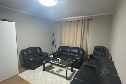 Sanierte 2 Zimmer Wohnung in Oberhausen Lyrich zimmer