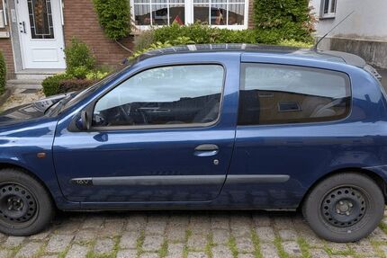 Renault Clio 105.000 km 899 &euro; Herne 44627