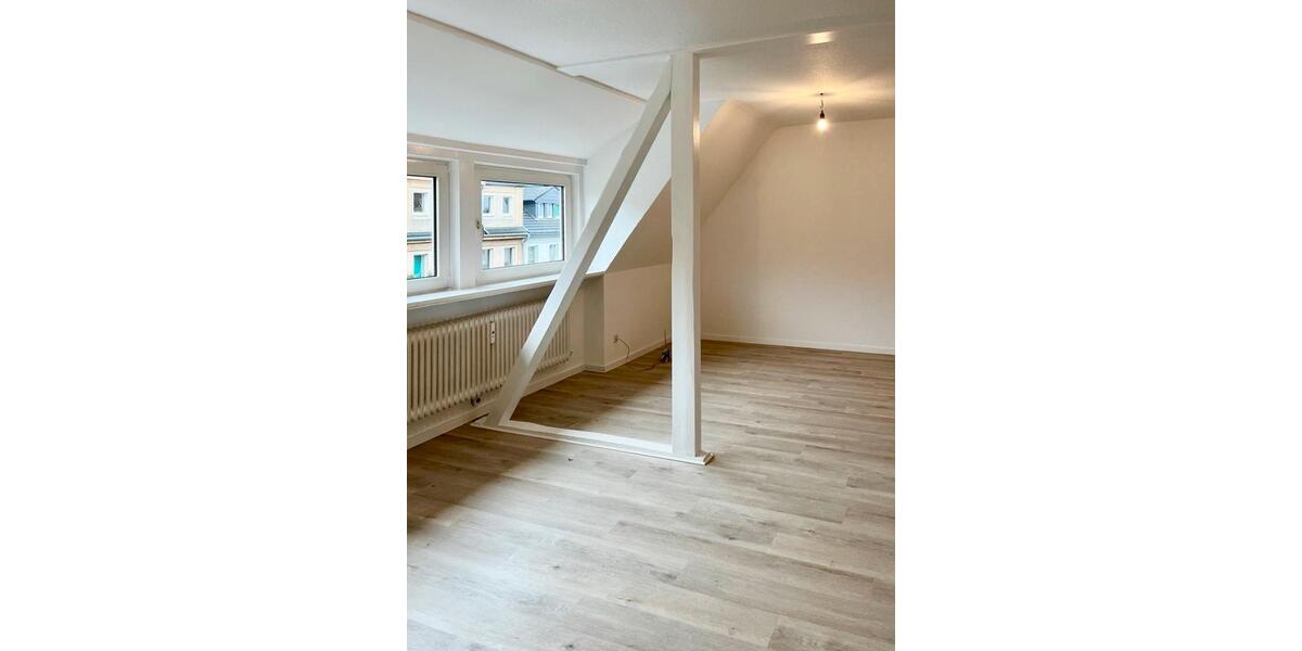 Traumhafte Dachgeschosswohnung in guter Lage von Gladbeck 2 zimmer