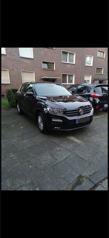VW T-Roc 137.600 km 16.700 € Duisburg 47166
