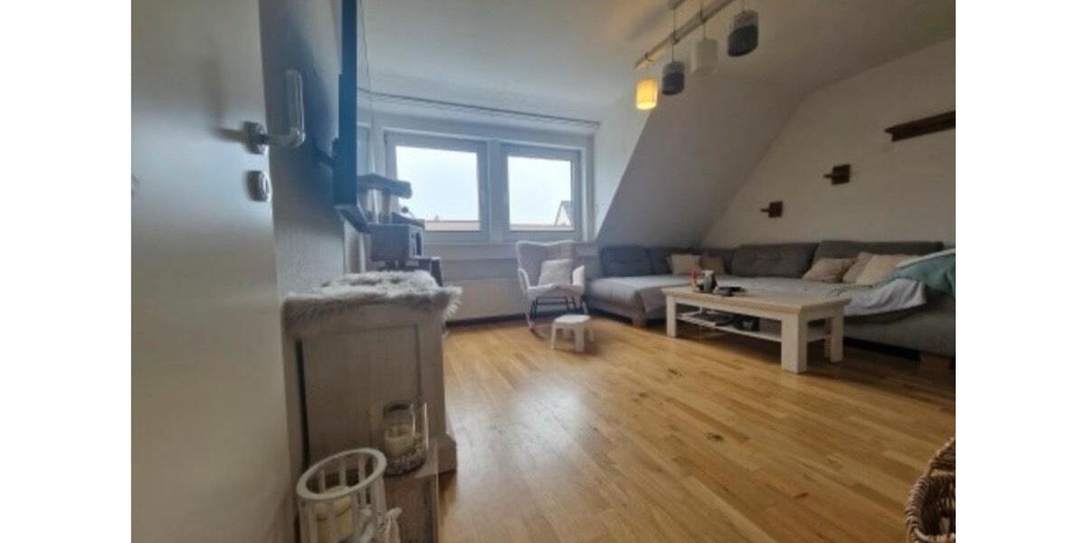 Attraktive 4-Zimmer-Wohnung mit Balkon und zentrale Lage 4 zimmer