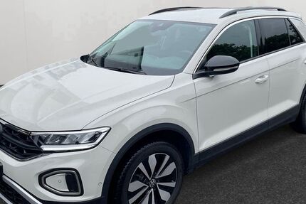 VW T-Roc 12.471 km 27.990 € Castrop-Rauxel 44575