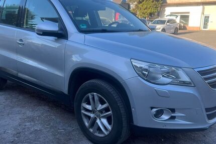 VW Tiguan 245.000 km 4.850 &euro; Mülheim 45479