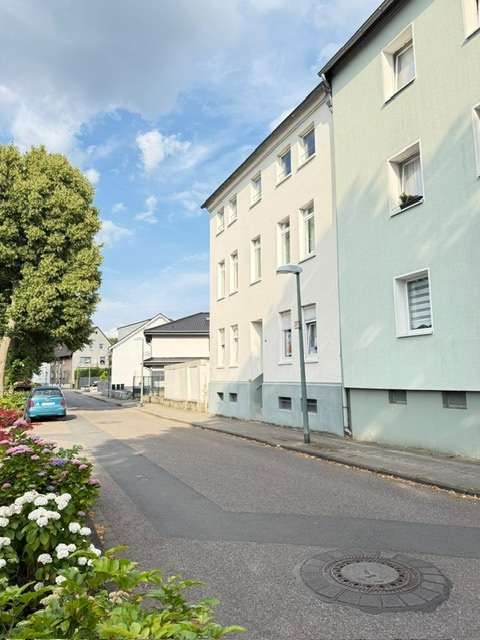 Haus zum Kaufen in Essen 450.000 € 213 m²