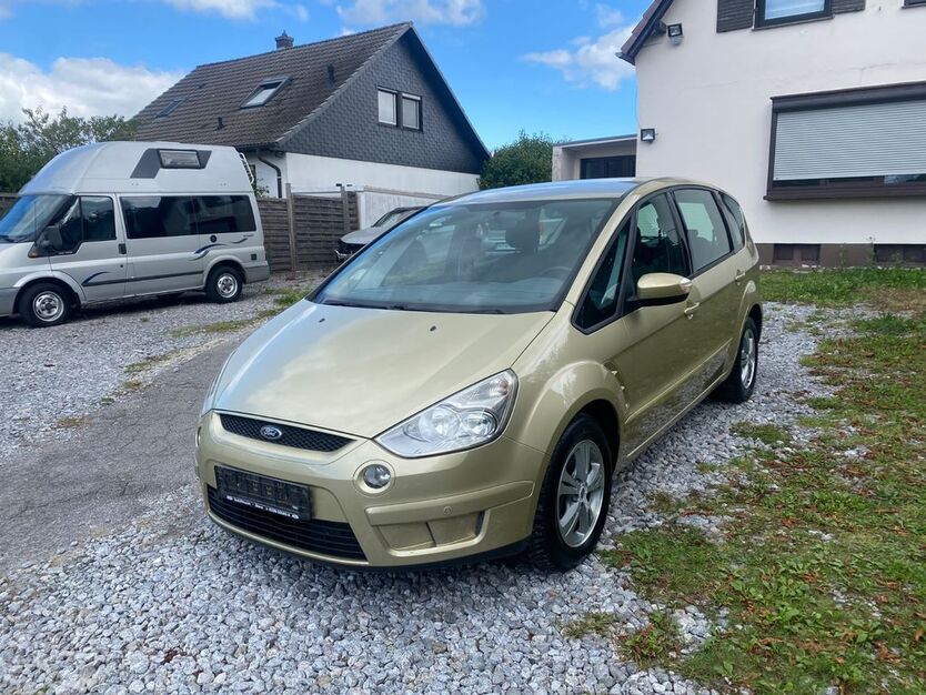 Ford S-Max 134.000 km 4.950 € Mülheim an der Ruhr 45481