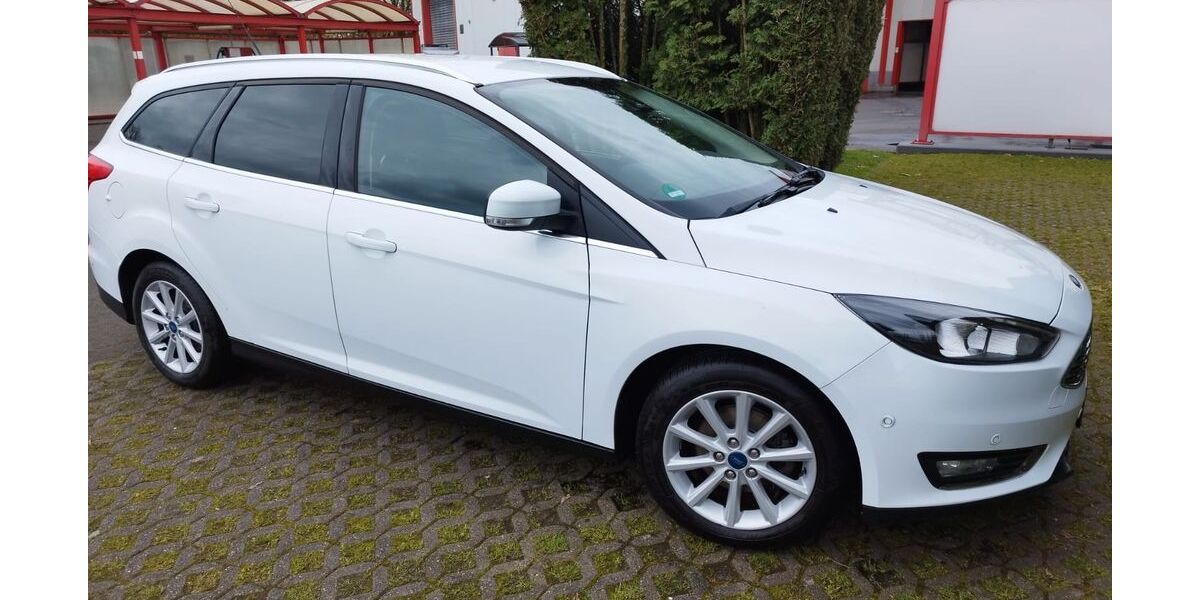 Ford Focus 118.000 km 8.990 &euro; Oer-Erkenschwick 45739