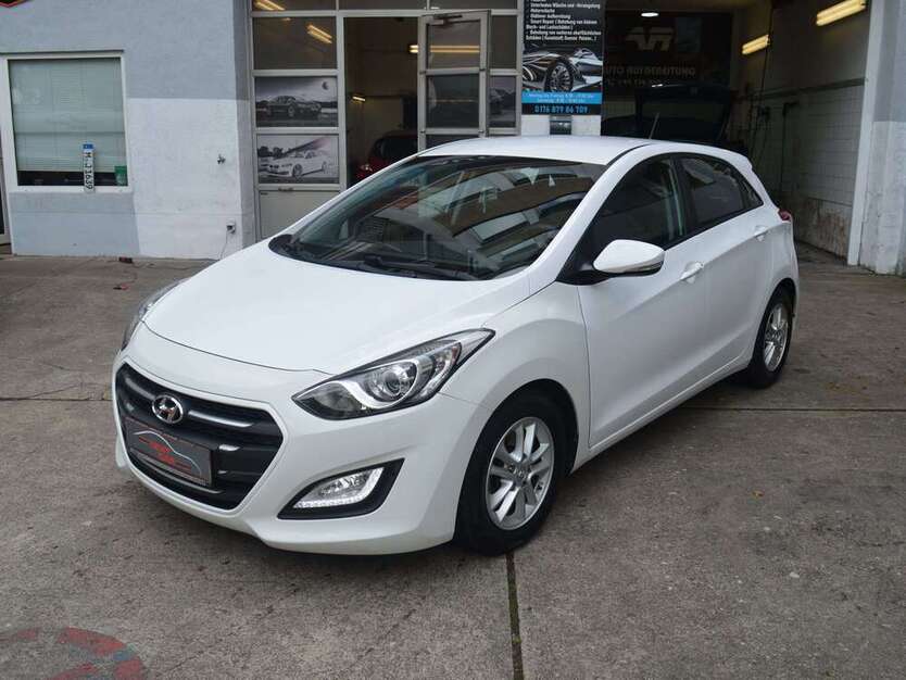i30